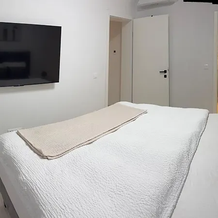 Appartement App2-3 *