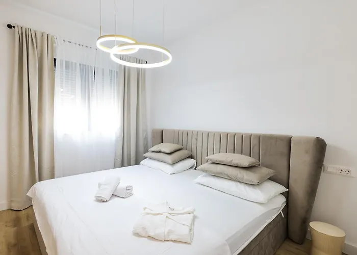 Nika Appartement *